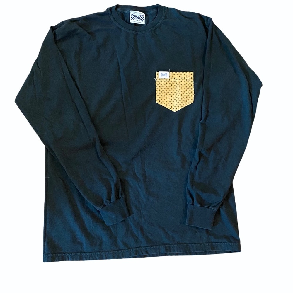 Fraternity Collection black and gold T-shirt